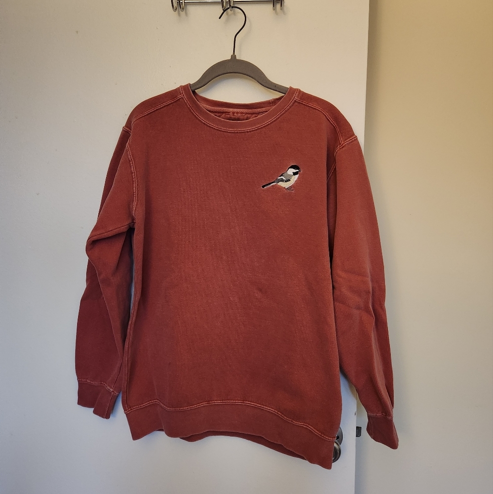 Bird Collective Chickadee sweatshirt size S